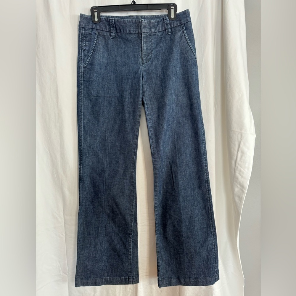 Gap dress jeans, size 4L. Lay flat waist, 16.5.” Inseam, 32.5.”